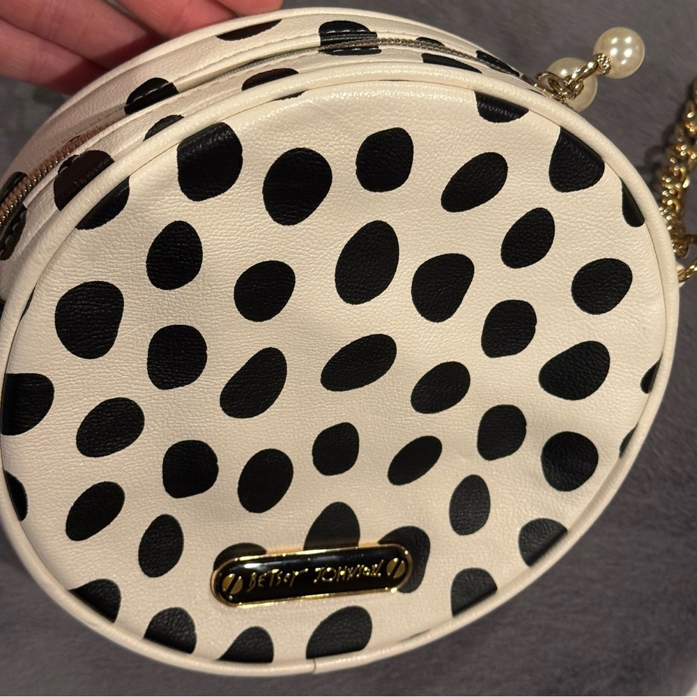 Betsey Johnson Smiley Bag - Picture 12 of 16
